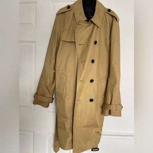 COACH TRENCH COAT (DOUBLE-BREASTED)